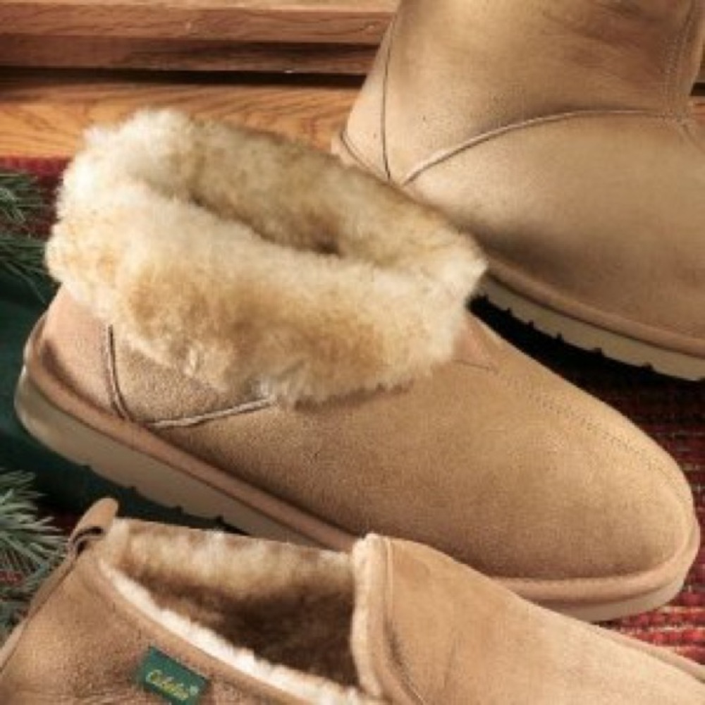 Cabela’s 6” Sheepskin Loungers